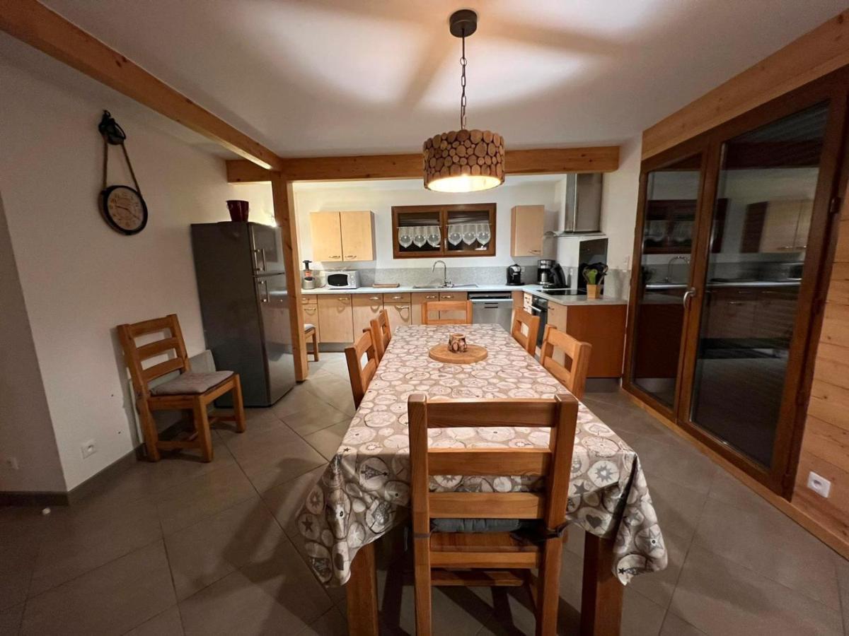 Casa De Monzel With 6-person Jacuzzi & Panoramic View Chalet