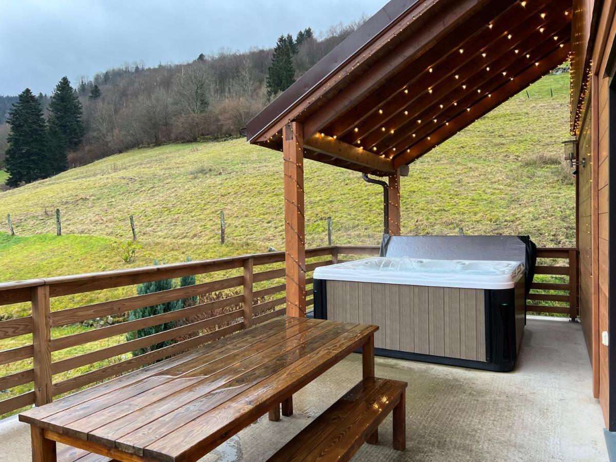 Casa De Monzel With 6-person Jacuzzi & Panoramic View Chalet