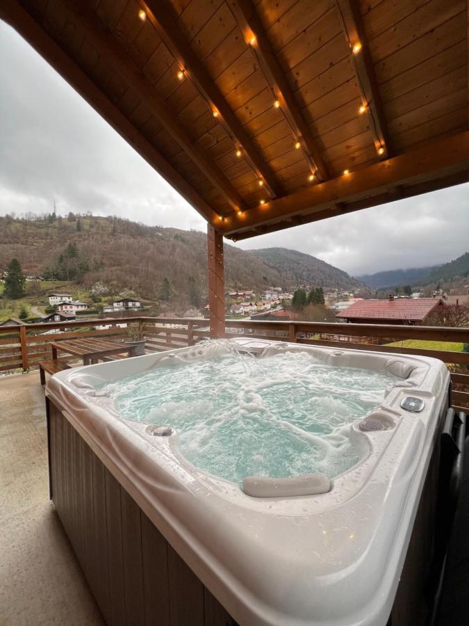 Casa De Monzel With 6-person Jacuzzi & Panoramic View La Bresse