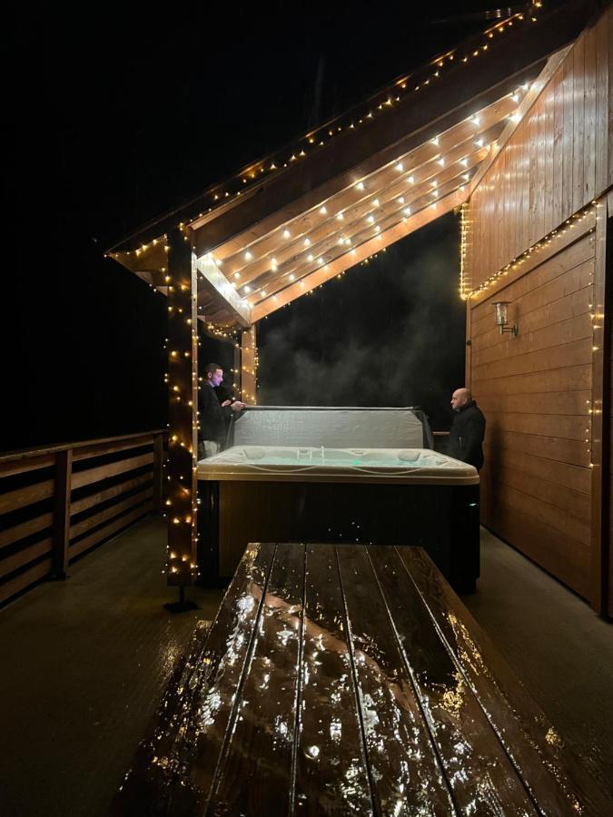 Casa De Monzel With 6-person Jacuzzi & Panoramic View Chalet